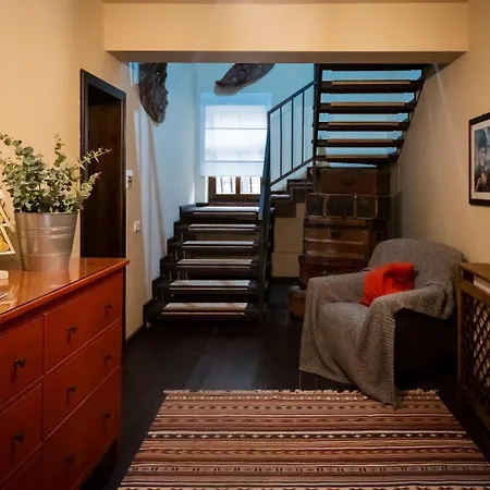 Ratiu House