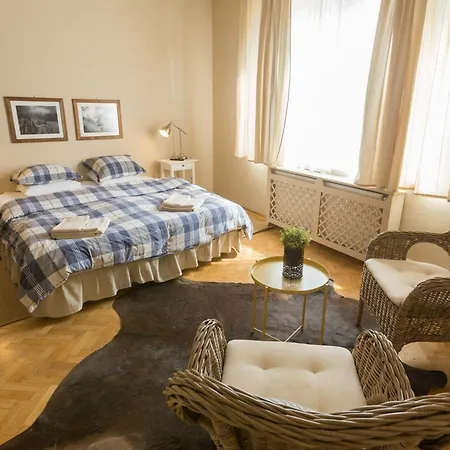 بيت ضيافة Ratiu House