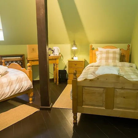 Ratiu House 2*